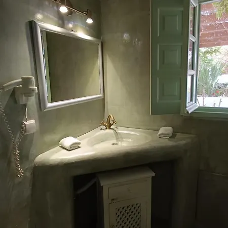 Kalitsi Canaves Apartment