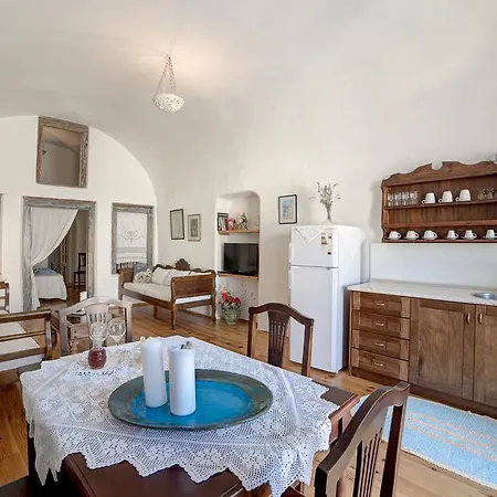 Apartment Kalitsi Canaves *